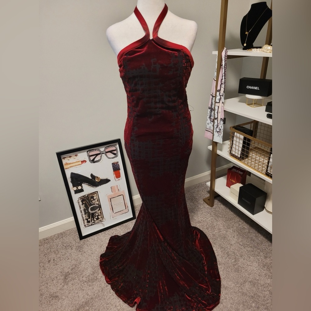 Donna Karan Social Occasion Burnout Velvet Halter neck maxi dress NWT Size 8 - Picture 7 of 14